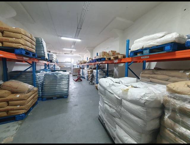 3,012M² WAREHOUSE FOR SALE IN OPHIRTON
